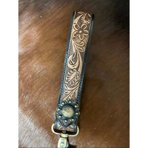Tooled Leather Wristlet Keychain Brown Flower‎ Western Concho Purse Clip New